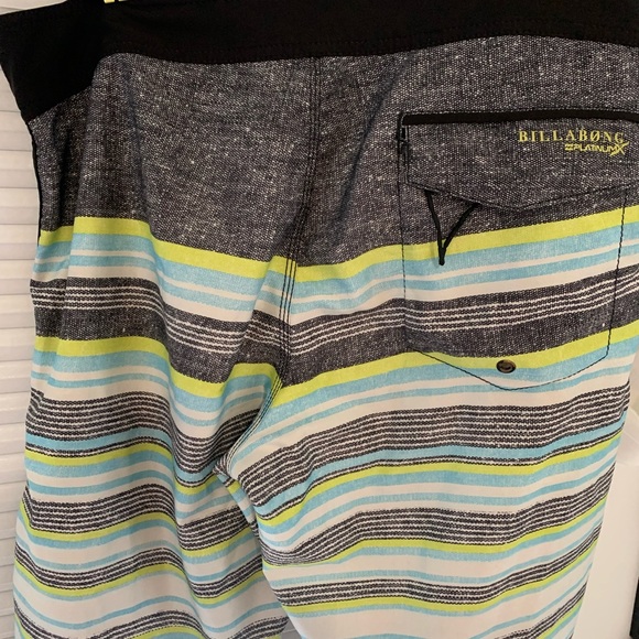 Billabong Boardshorts 34 - Picture 2 of 3